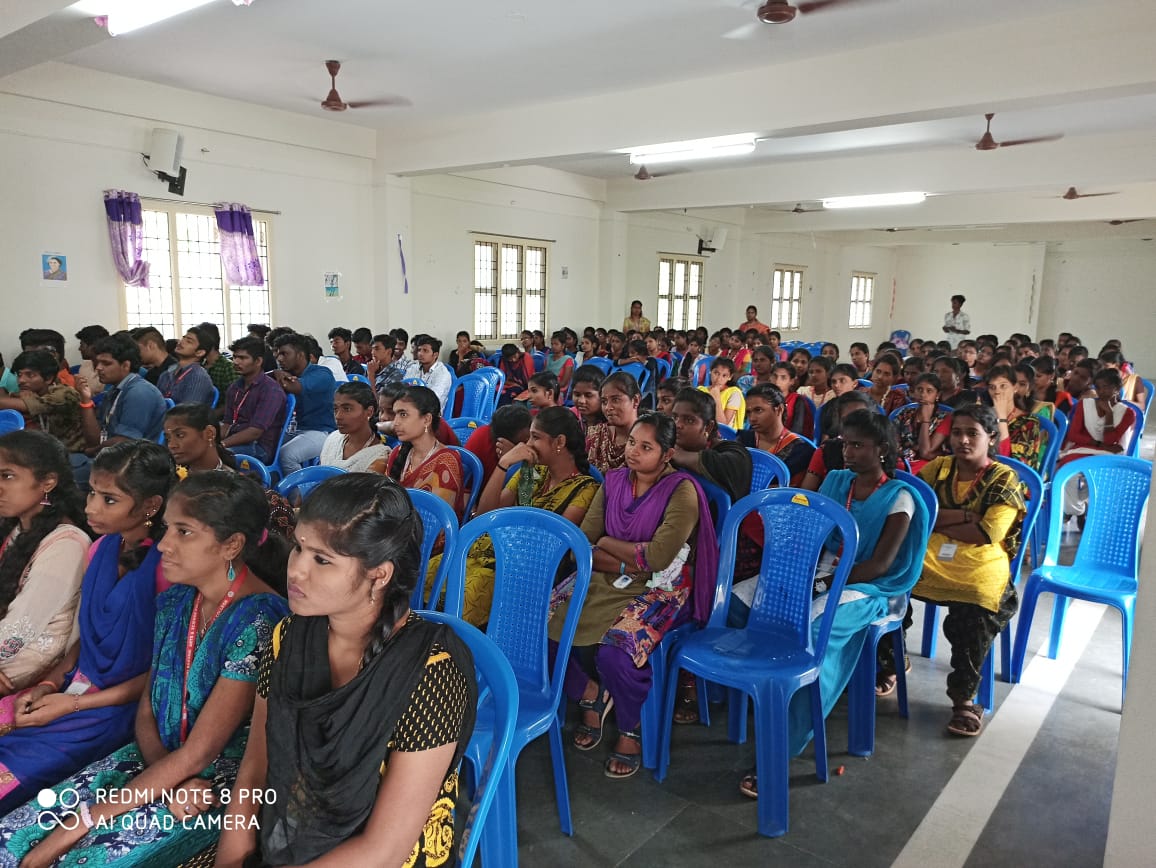Department of Tamil Date-24.02.2020 Topic- Tamil Mozhi valarchiyil chitrilakiyathin pangu Event- Workshop